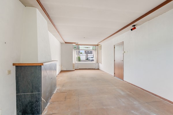 Foto - Te koop: Vrijstaand wonen aan het water, vol karakter en eindeloze mogelijkheden!